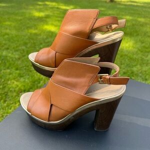 Kenneth Cole Best Coast Brown Heels Size 8.5 Vintage Look
